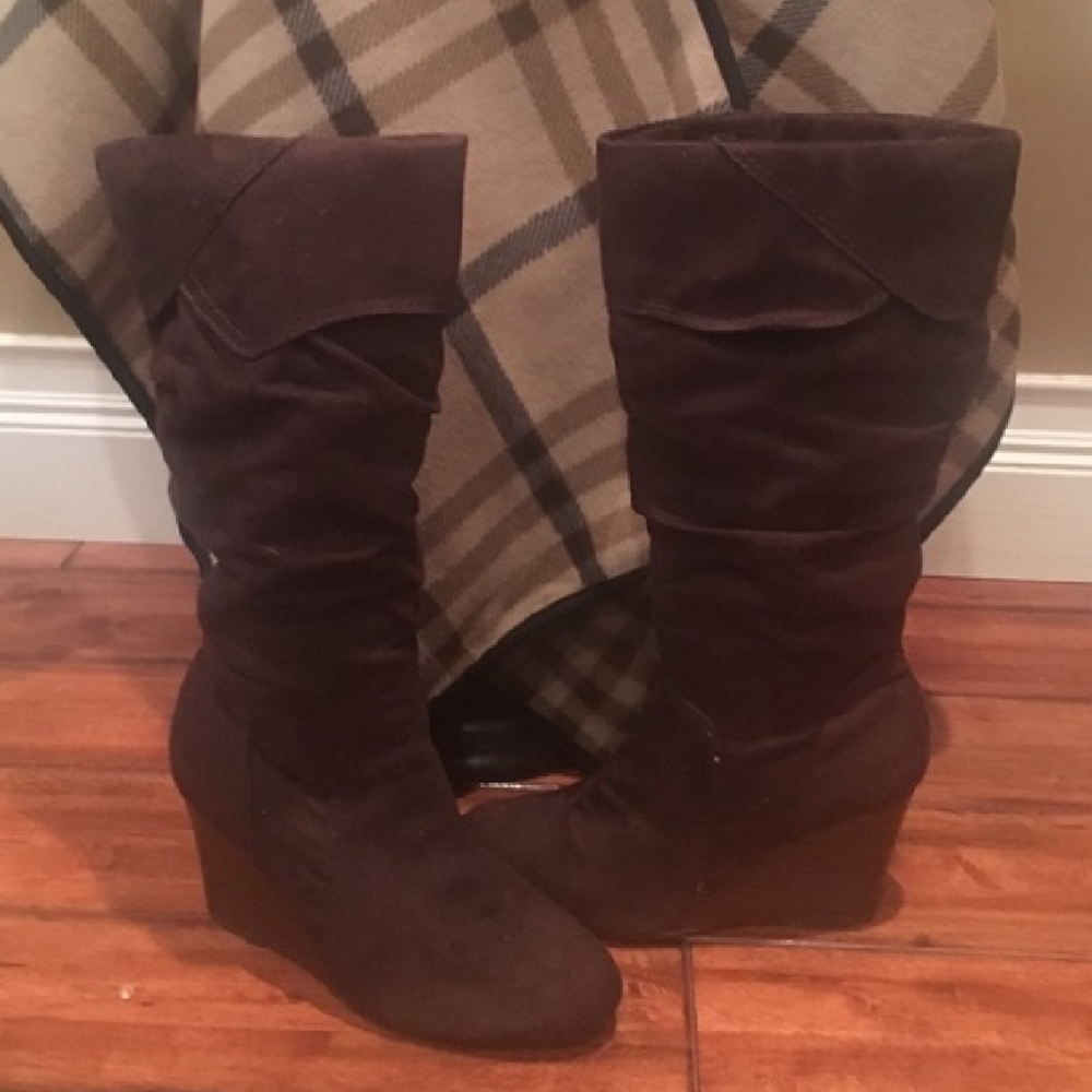 Faux Suede Brown Wedge Boots Size 8